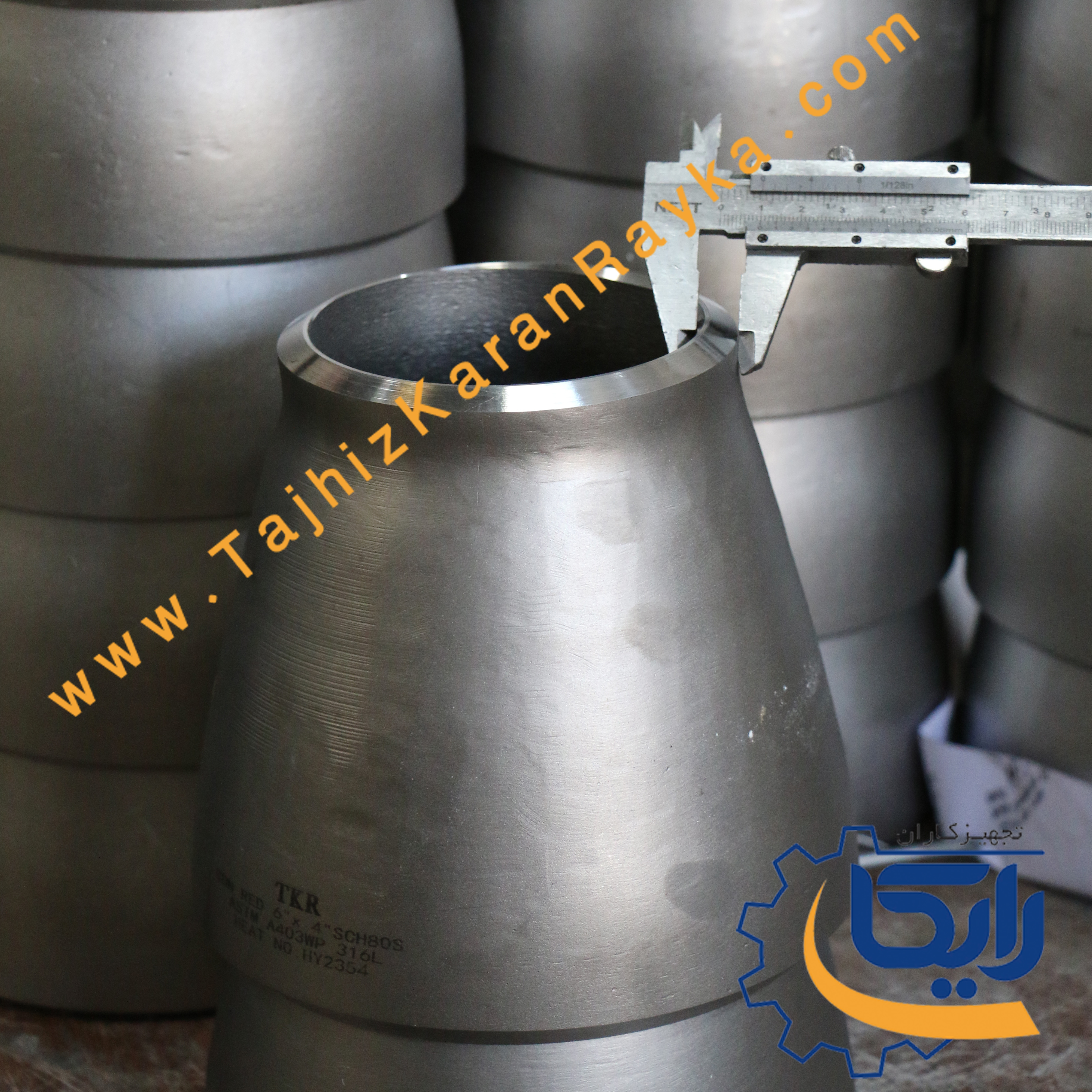 تولید و ساخت تبدیل صاف مانیسمان استنلس استیل 6 به 5 رده 40